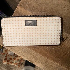 Fossil Beige and Brown Checkered Wallet